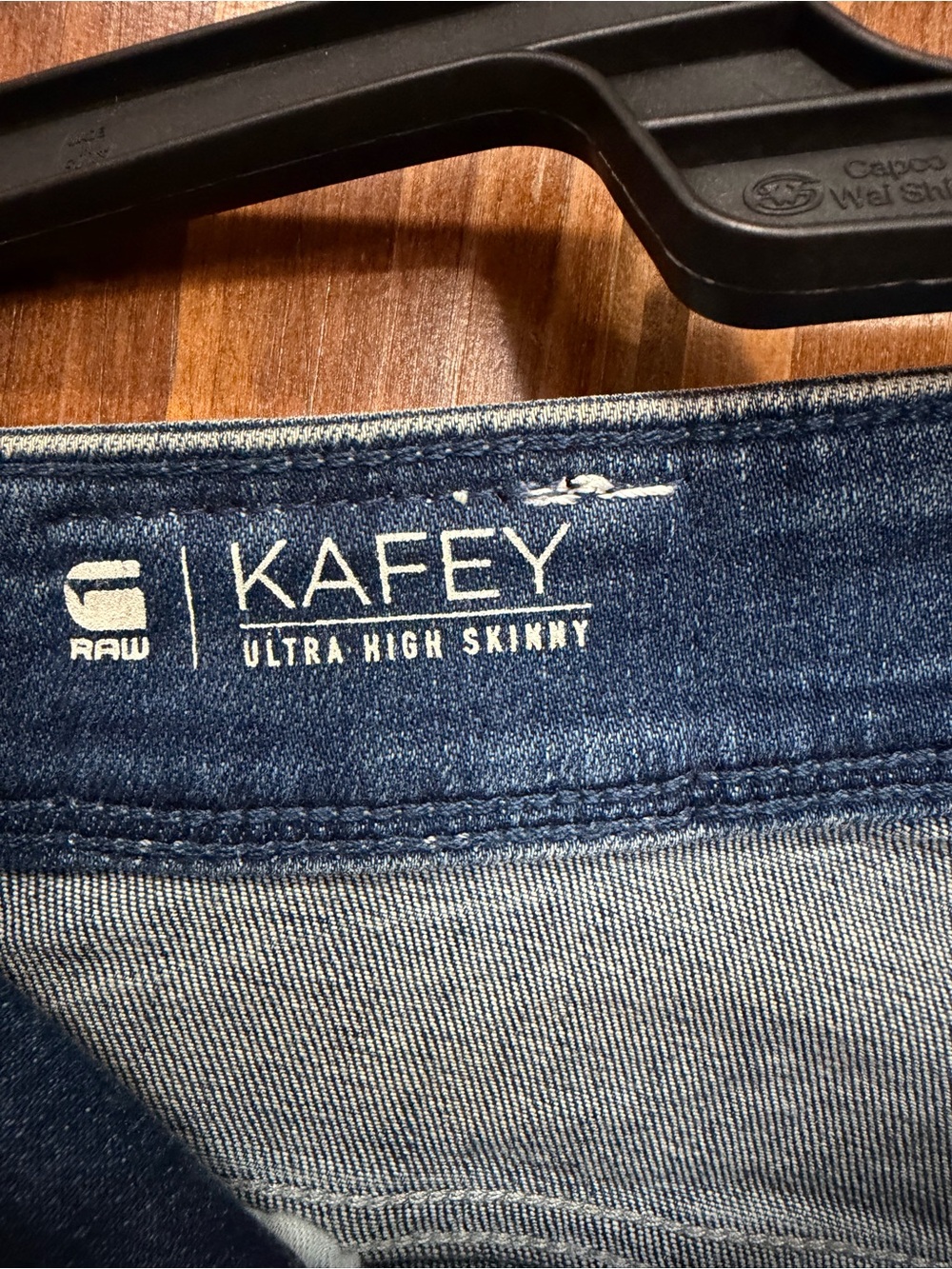 G-Star Men’s Skinny Jeans in Faded Blue Wash - Picture 4 of 5